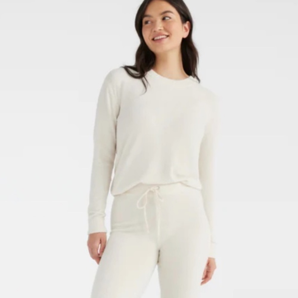 Knix Cozzzy lounge set size L crew neck cuffed pant winter white... - Picture 4 of 15